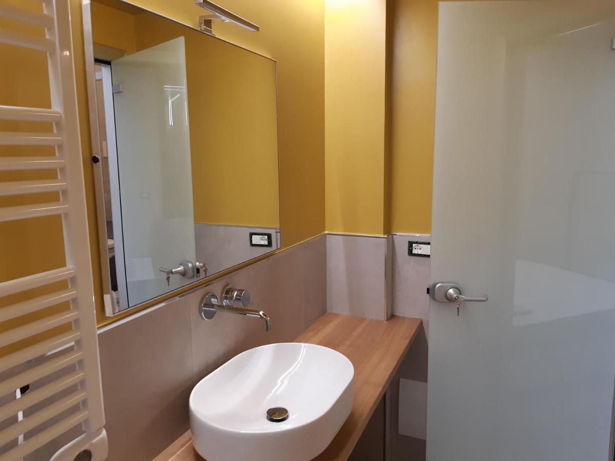 Il Giardino Di Elettra - Freeparking Apart otel Cenova Dış mekan fotoğraf