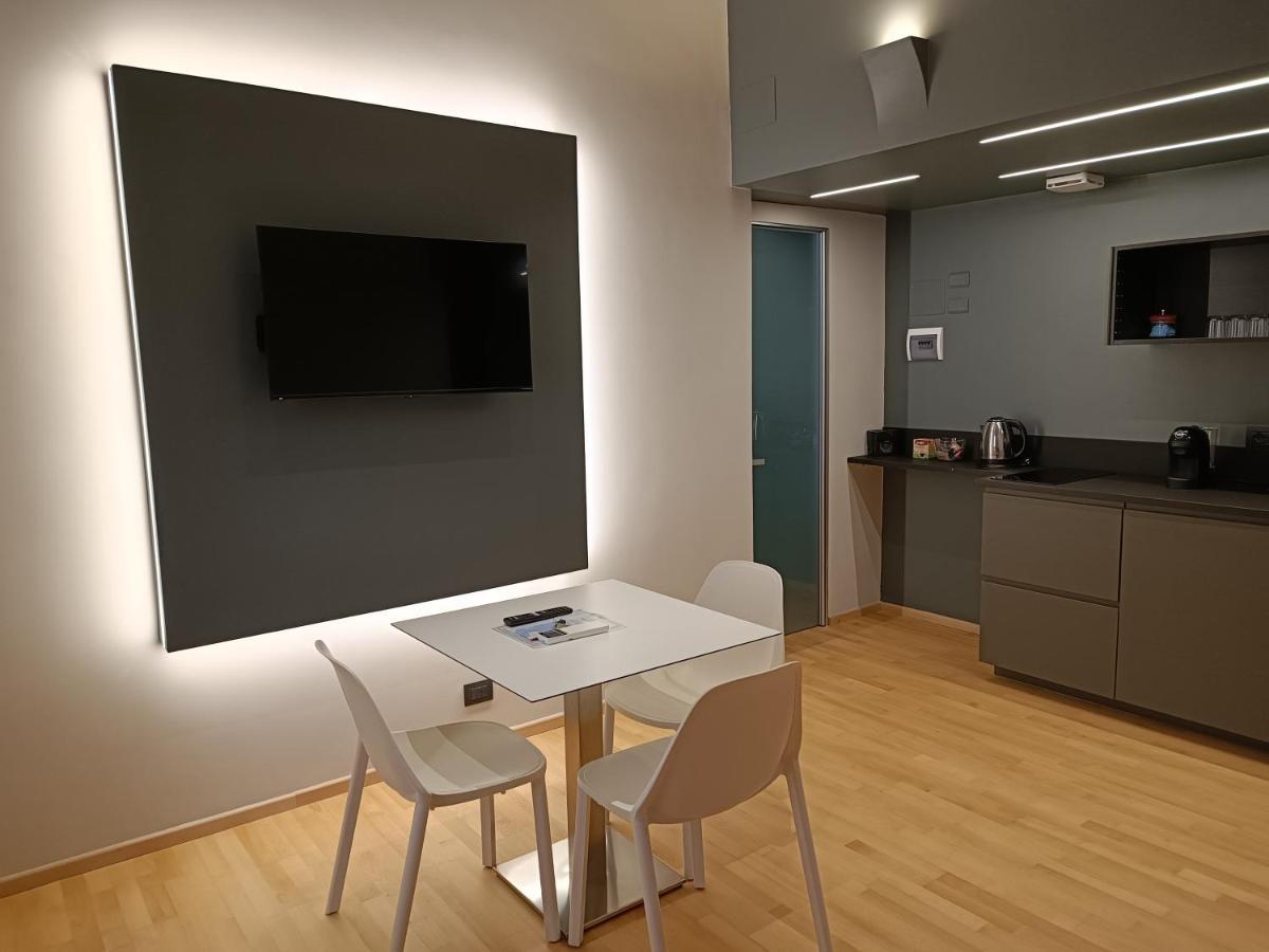 Il Giardino Di Elettra - Freeparking Apart otel Cenova Dış mekan fotoğraf