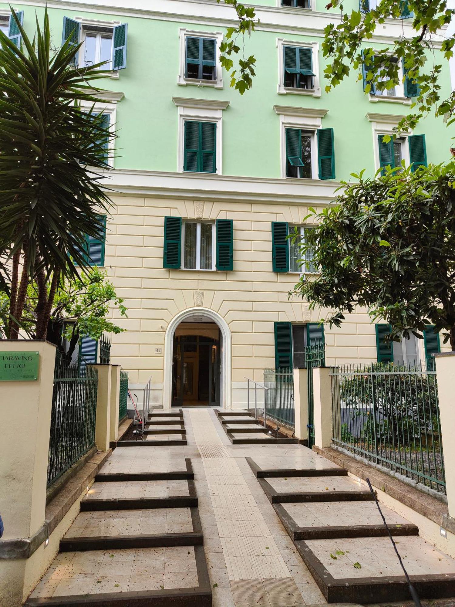 Il Giardino Di Elettra - Freeparking Apart otel Cenova Dış mekan fotoğraf